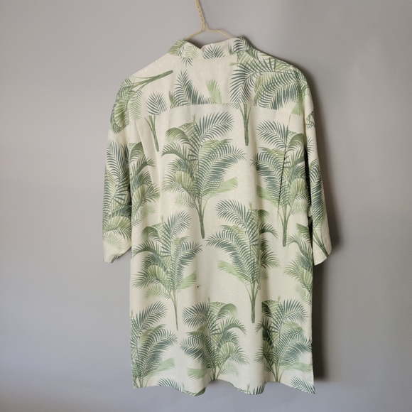 Tommy Bahama 100% silk men's Palm trees tropical Hawaii luau shirt - Picture 4 of 5